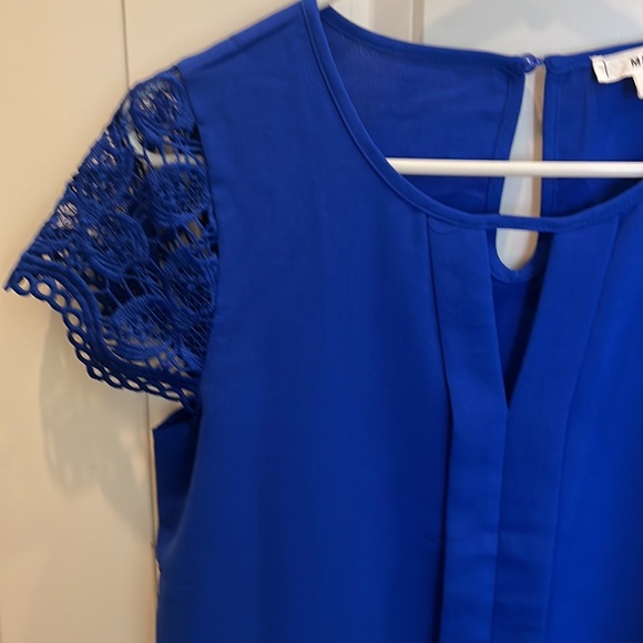 Lace sleeve blouse - Picture 5 of 10